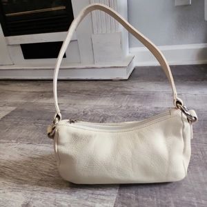 Wilsons Leather Maxima Ivory Shoulder Bag Purse Handbag 34476-10